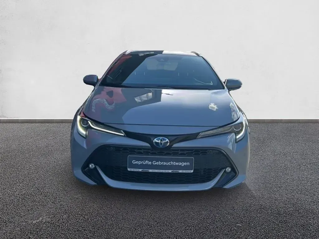 Gebraucht Toyota Corolla Team 184 PS (135 kW) 2021 Grau Kombi