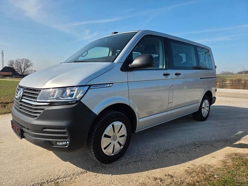 Gebraucht VW Caravelle 150 PS (110 kW) 2020 Silber Van / Kleinbus