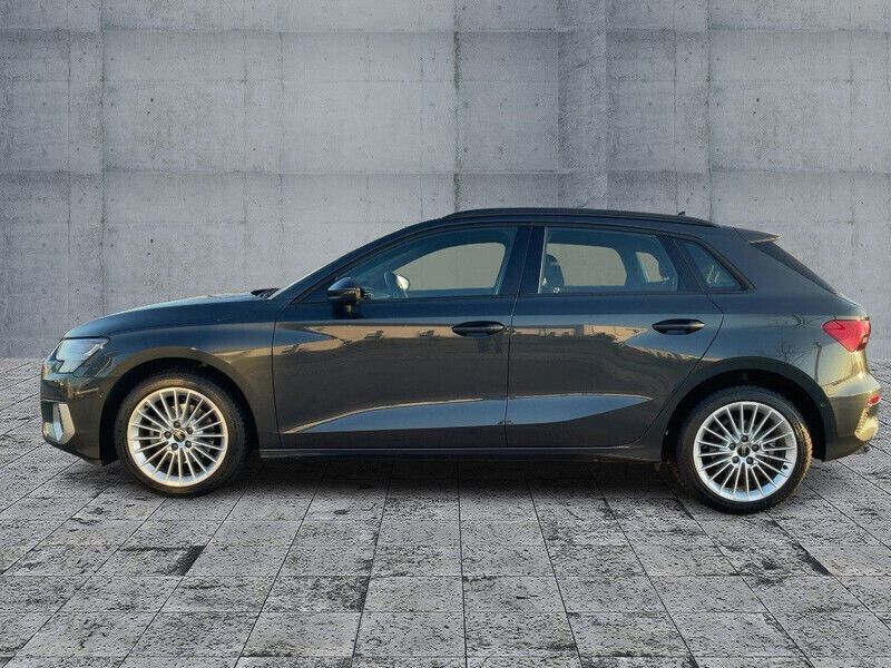 Gebraucht Audi A3 Sportback Advanced Plus 116 PS (85 kW) 2023 Grau Kleinwagen