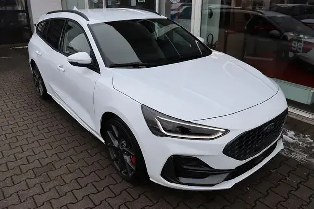 Nuevo Ford Focus ST 280 CV (205 kW) 2026 Blanco Familiar