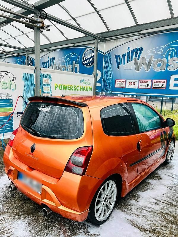 Orange Gebraucht 2008 Renault Twingo R.S. Kleinwagen | 2.500 € - Bild 1/4