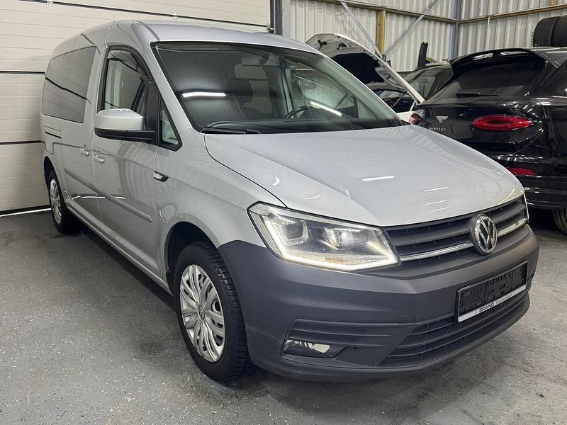 Gebraucht VW Caddy Maxi 150 PS (110 kW) 2019 Silber Van / Kleinbus