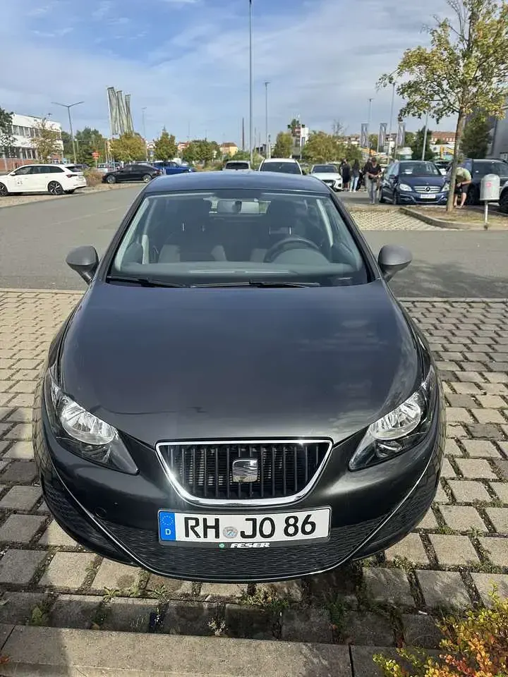 Gebraucht Seat Ibiza Reference 86 PS (63 kW) 2011 Grau Kleinwagen