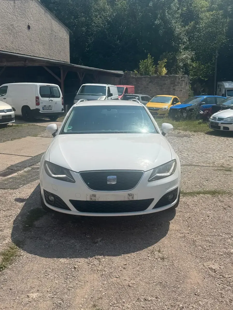 Gebraucht Seat Exeo 143 PS (105 kW) 2012 Weiß Kombi