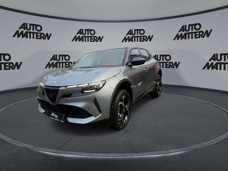 Neu Alfa Romeo Junior Tech Edition 114 kW (156 PS) 2026 Grau (grau) SUV