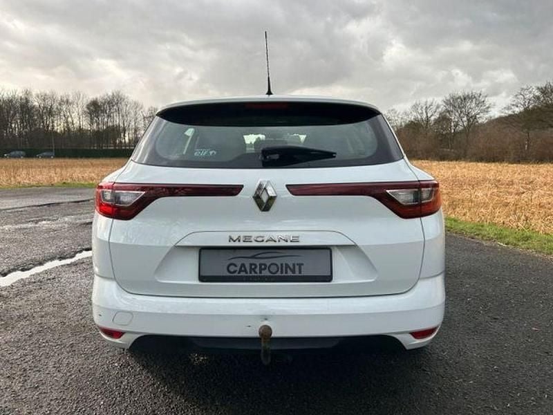 Gebraucht Renault Mégane GrandTour Life 101 PS (74 kW) 2017 Weiß Kombi
