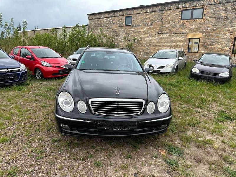 Gebraucht Mercedes E320 Avantgarde 224 PS (164 kW) 2005 Schwarz Kombi