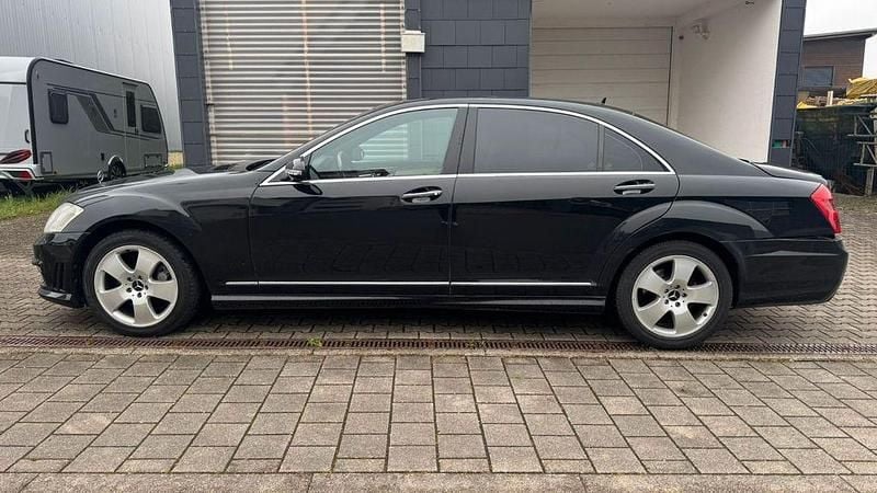 Usata Mercedes S320 235 CV (172 kW) 2007 Nero Berlina