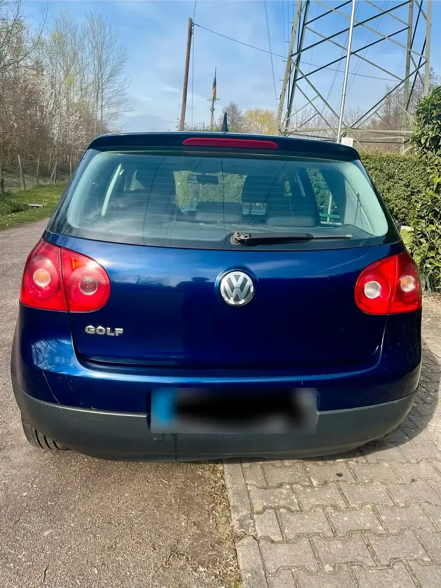 Gebraucht VW Golf IV 75 PS (55 kW) 2005 Blau Limousine