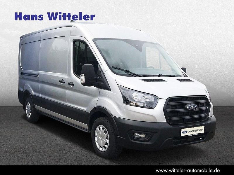 Gebraucht Ford Transit Trend 131 PS (96 kW) 2025 Silber Van / Kleinbus