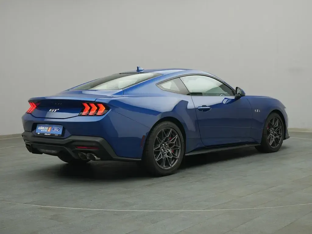 Neu Ford Mustang GT 446 PS (328 kW) 2026 Blau Coupé
