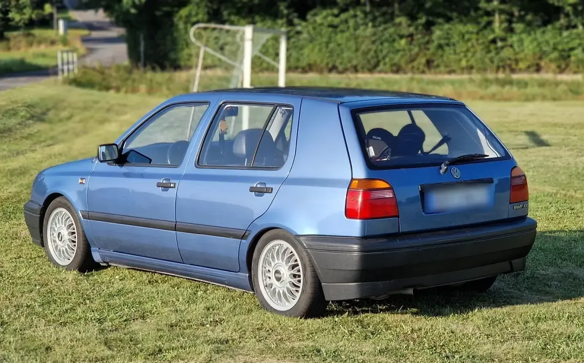 Gebraucht VW Golf III 60 PS (44 kW) 1992 Blau Kleinwagen