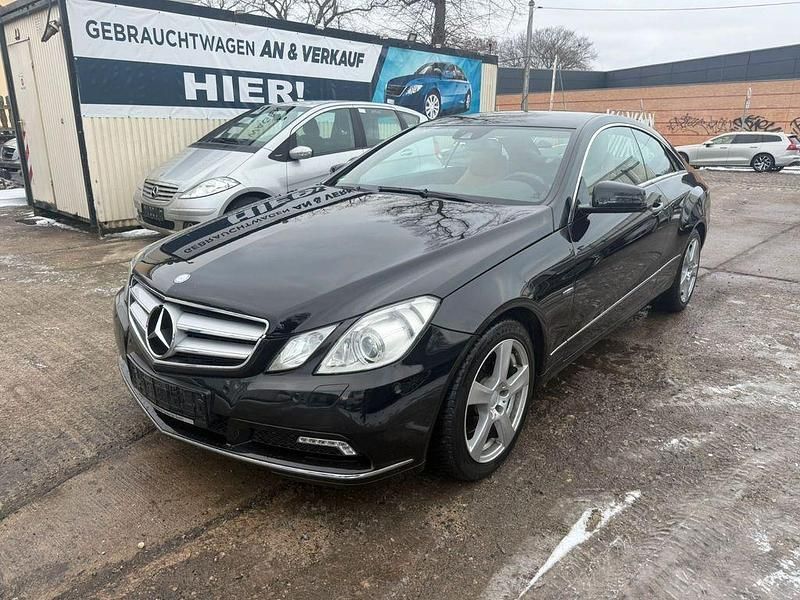 Gebraucht Mercedes E350 231 PS (169 kW) 2005 Schwarz Coupé