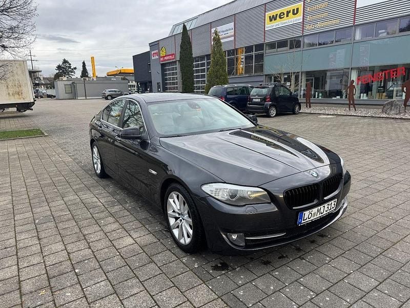 Gebraucht BMW ActiveHybrid 5 306 PS (225 kW) 2012 Grau Limousine