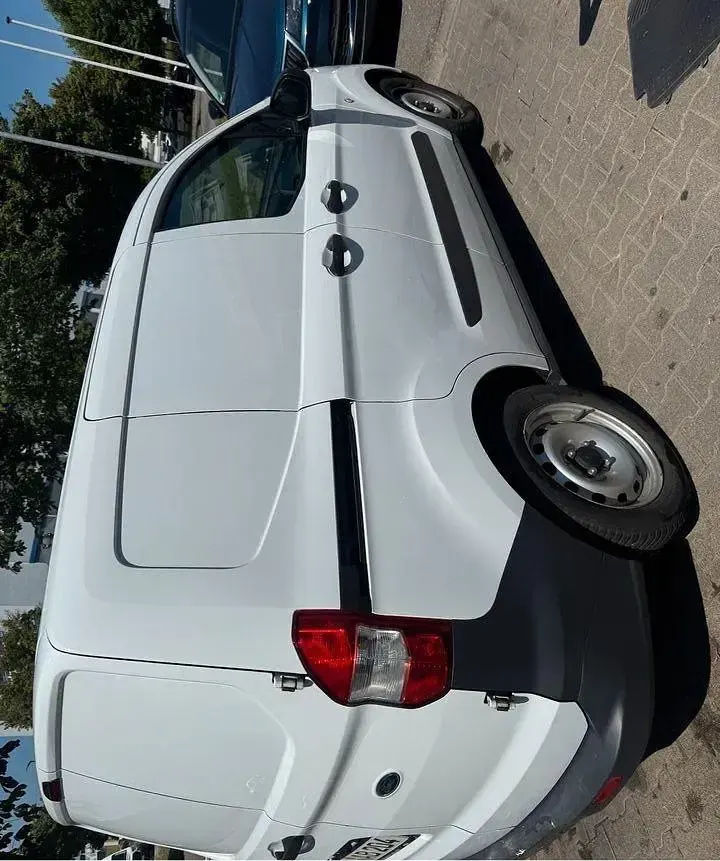 Gebraucht Ford Transit 101 PS (74 kW) 2019 Weiß Van / Kleinbus