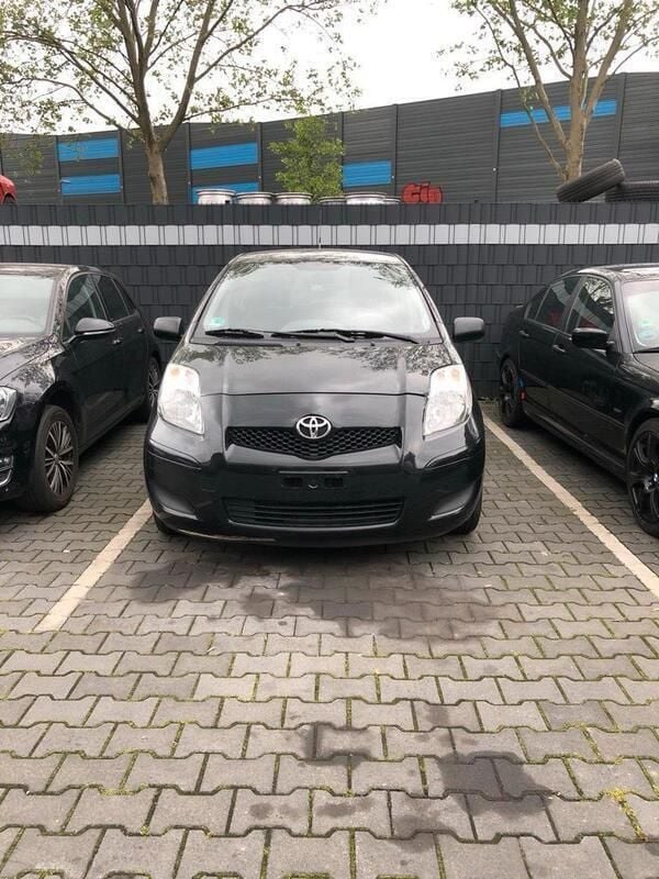 Schwarz Gebraucht 2009 Toyota Yaris Kleinwagen | 2.200 € (Guter Preis) - Bild 1/4
