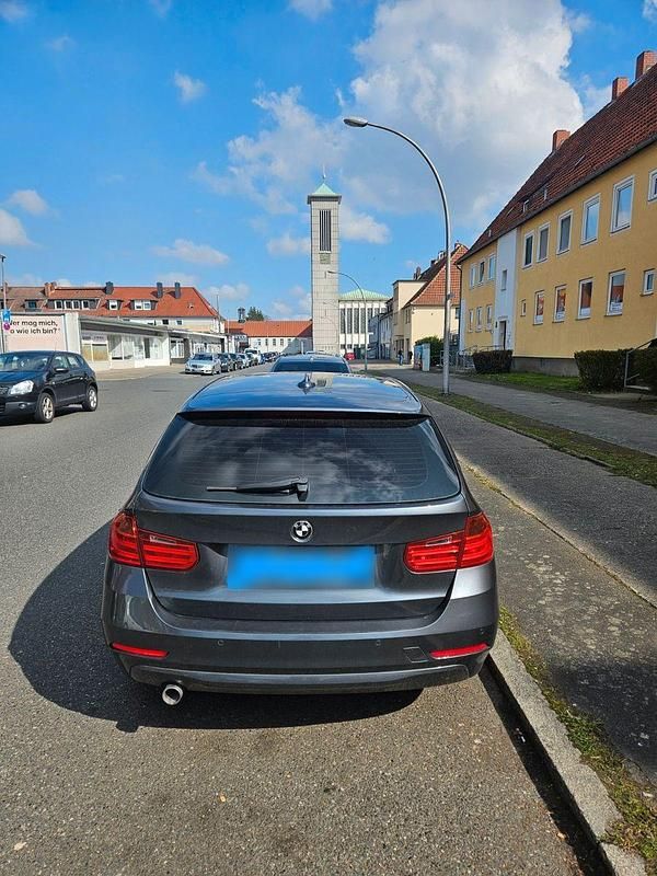 Usata BMW 320 Performance 184 CV (135 kW) 2013 Nero Station wagon