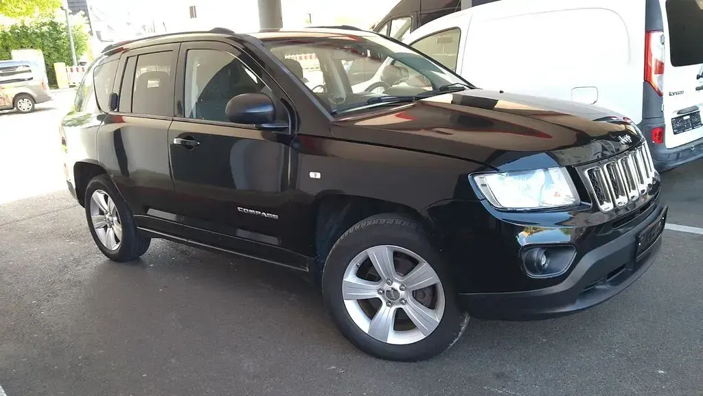 Usata Jeep Compass 170 CV (125 kW) 2012 Verde SUV