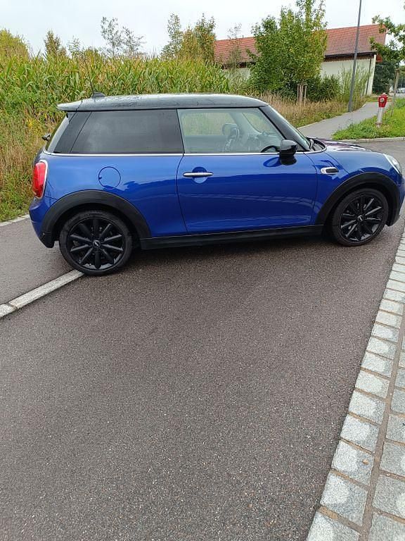 Gebraucht Mini Cooper Chili 136 PS (100 kW) 2020 Blau Kleinwagen