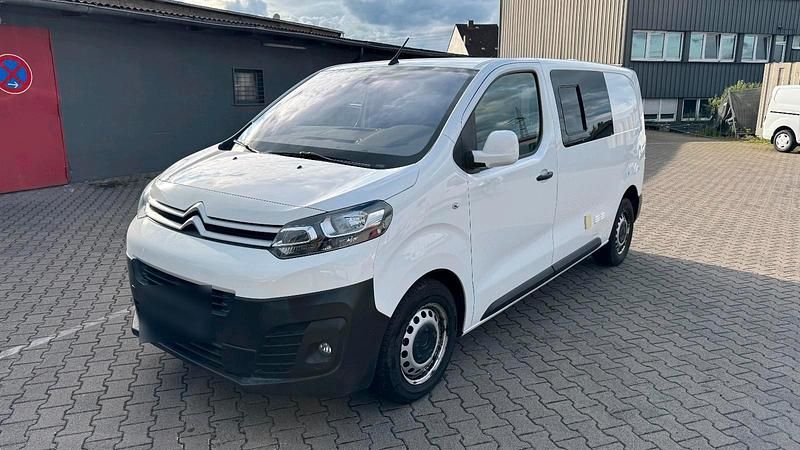 Gebraucht Citroën Jumpy 122 PS (89 kW) 2018 Weiß Van / Kleinbus