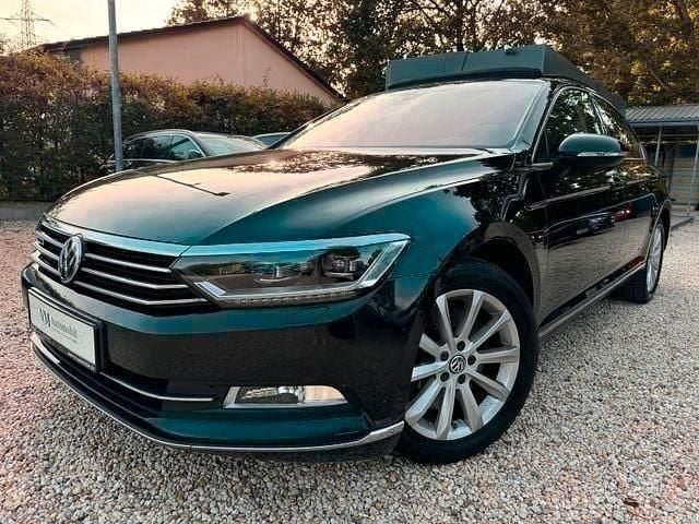 Schwarz Gebraucht 2016 VW Passat Highline Limousine | 15.990 € (Superpreis) - Bild 1/4