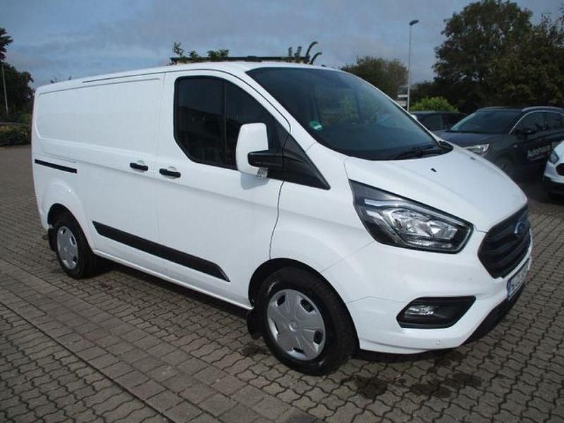 Gebraucht Ford Transit Custom Trend 131 PS (96 kW) 2023 Frost weiß Van