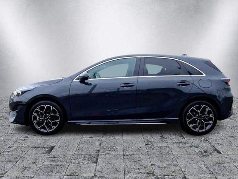 Gebraucht Kia Ceed GT-Line 140 PS (102 kW) 2025 Andere farbe Kleinwagen