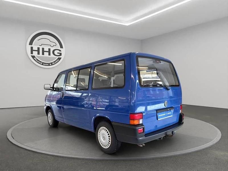 Gebraucht VW Caravelle 102 PS (75 kW) 2000 Blau Van / Kleinbus