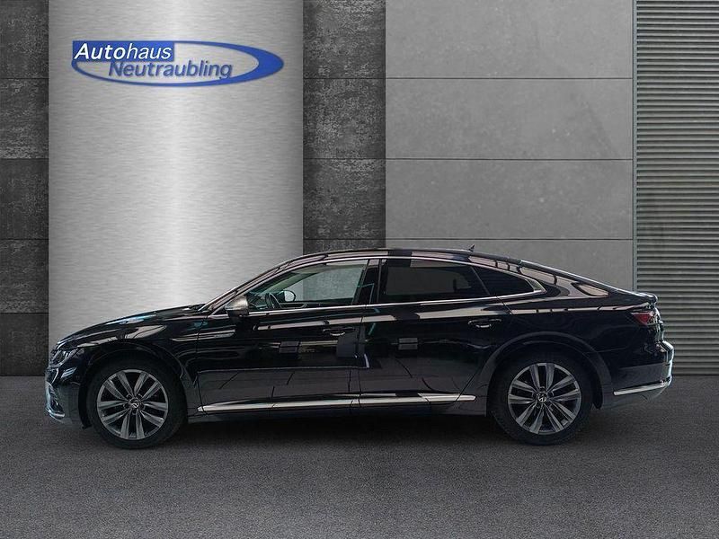 Gebraucht VW Arteon Elegance 190 PS (139 kW) 2023 (schwarz) deep black perleffekt Limousine