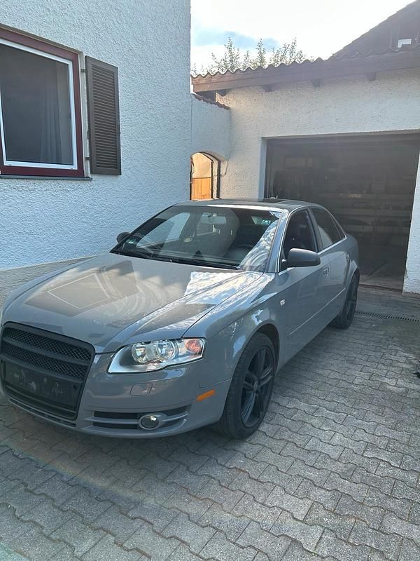 Grau Gebraucht 2005 Audi A4 Limousine | 5.500 € (Fairer Preis) - Bild 1/4