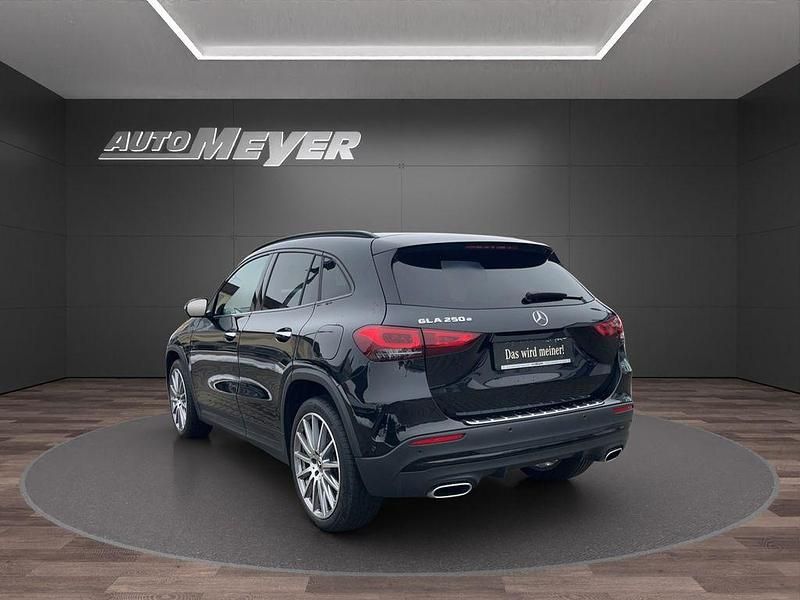 Gebraucht Mercedes GLA250 AMG 218 PS (160 kW) 2022 Schwarz SUV