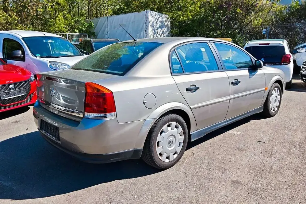 Gebraucht Opel Vectra 147 PS (108 kW) 2005 Braun Limousine