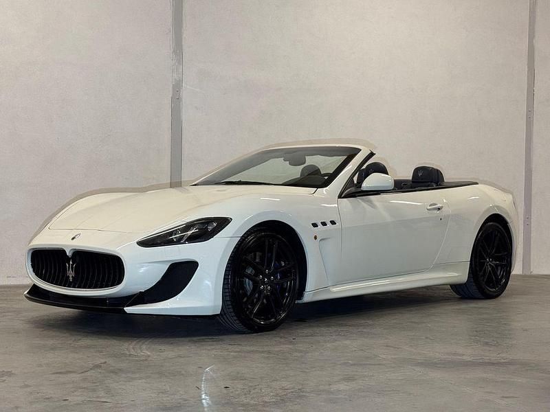 Weiß Gebraucht 2015 Maserati GranCabrio Cabrio | 54.000 € (Fairer Preis) - Bild 1/4