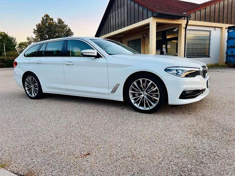 Weiß Gebraucht 2018 BMW 530 Kombi | 24.000 € (Guter Preis) - Bild 1/4
