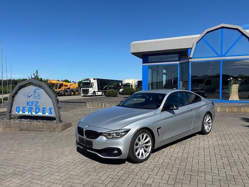 Silber Gebraucht 2017 BMW 430 Shadowline Coupé | 16.900 € (Superpreis) - Bild 1/4