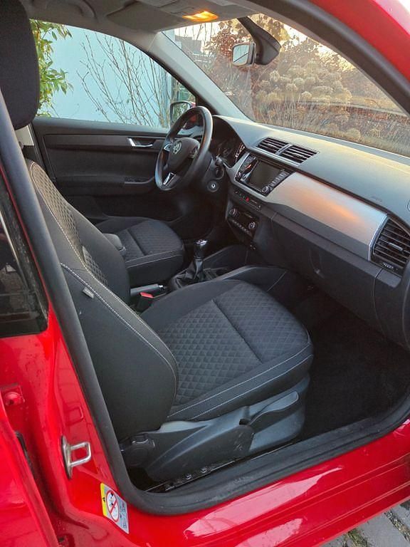 Gebraucht Skoda Fabia Drive 75 PS (55 kW) 2017 Rot Limousine