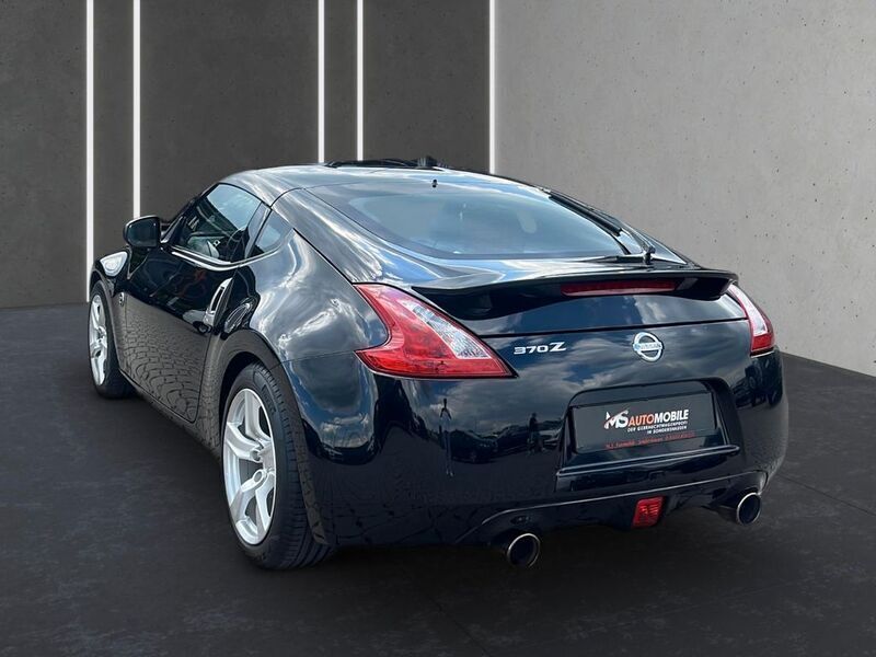 Gebraucht Nissan 370Z Pack 328 PS (241 kW) 2010 Black pearl (m) Coupé
