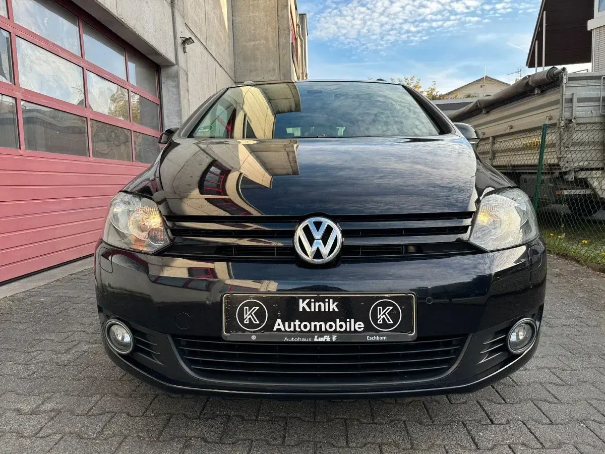 Gebraucht VW Golf Plus Cross Match 86 PS (63 kW) 2012 Schwarz Van / Kleinbus