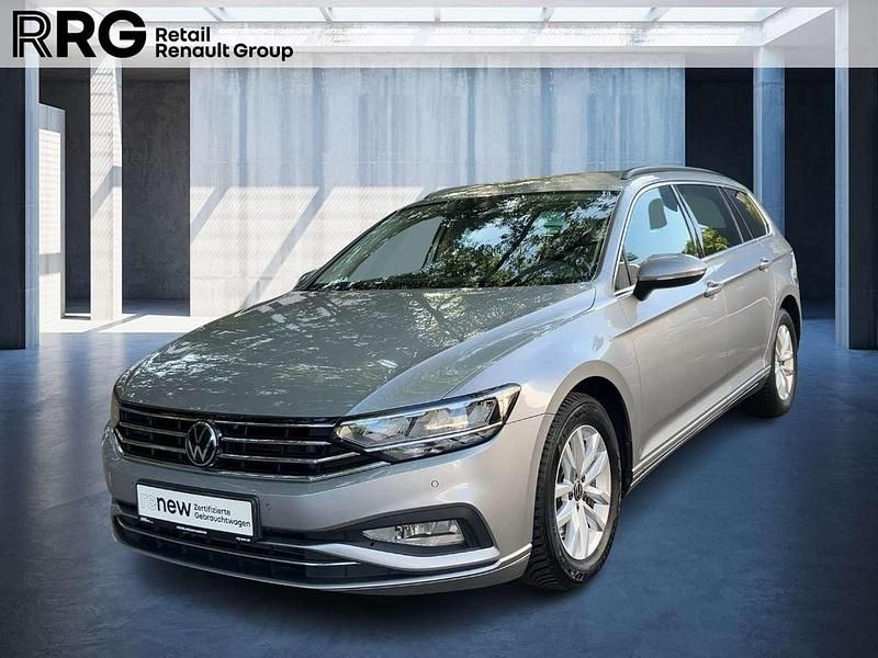 Silber Gebraucht 2023 VW Passat Business Kombi | 20.750 € (Superpreis) - Bild 1/3
