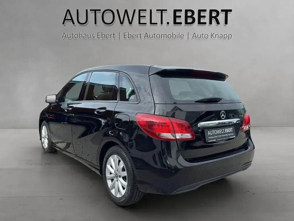 Gebraucht Mercedes B200 136 PS (100 kW) 2019 Schwarz Van / Kleinbus