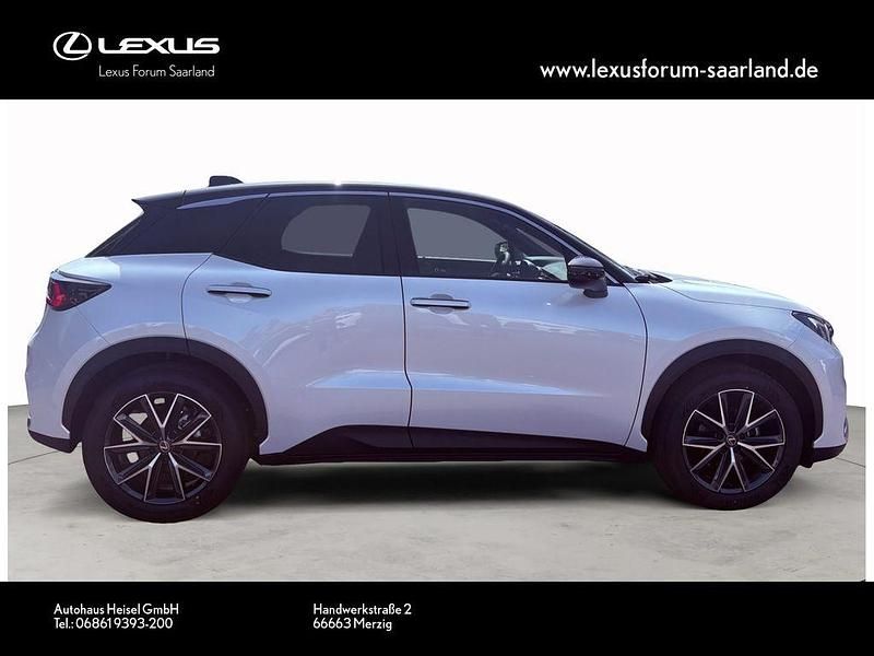 Neu Lexus LBX 136 PS (100 kW) 2025 Weiß SUV