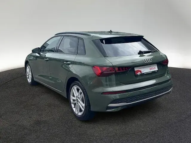 Gebraucht Audi A3 Sportback e-tron Comfort 204 PS (150 kW) 2025 Distriktgrün metallic Kleinwagen