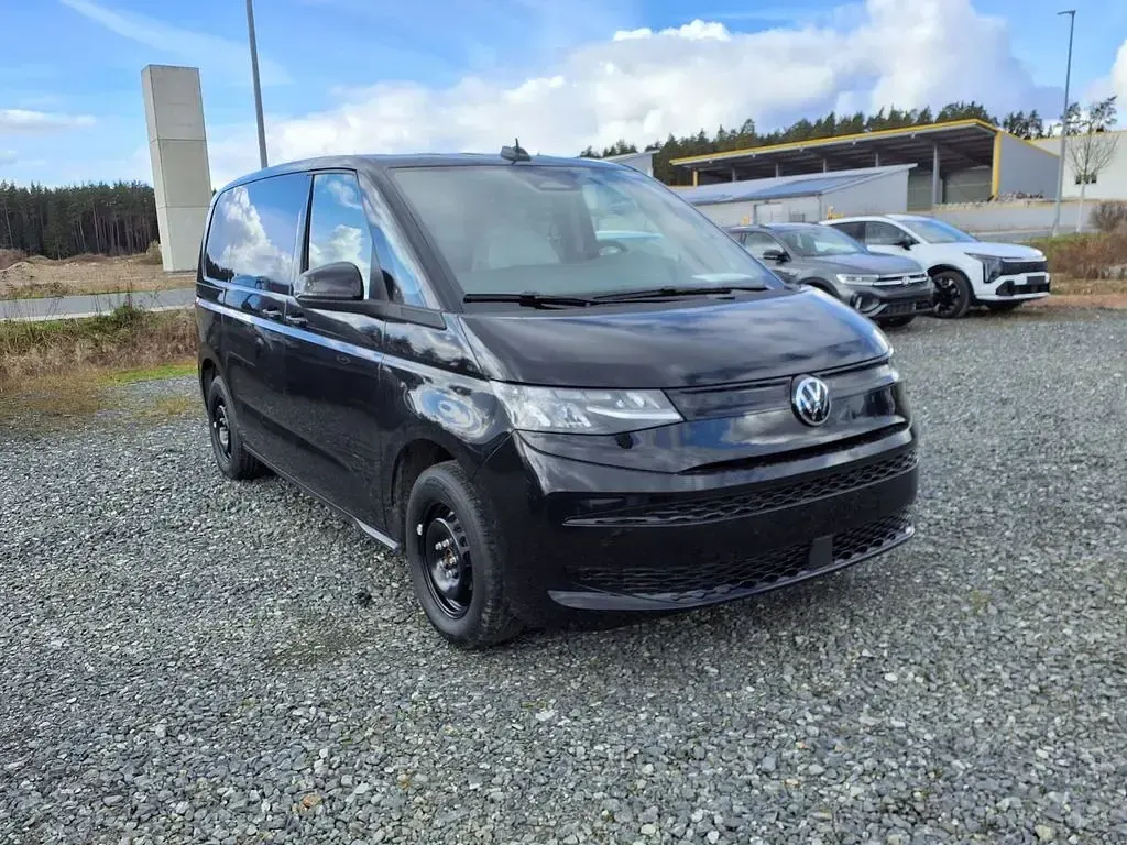 Neu VW T7 150 PS (110 kW) 2026 Grau Van