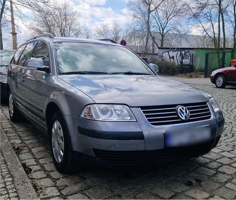 Gebraucht VW Passat 130 PS (95 kW) 2004 Grau Kombi