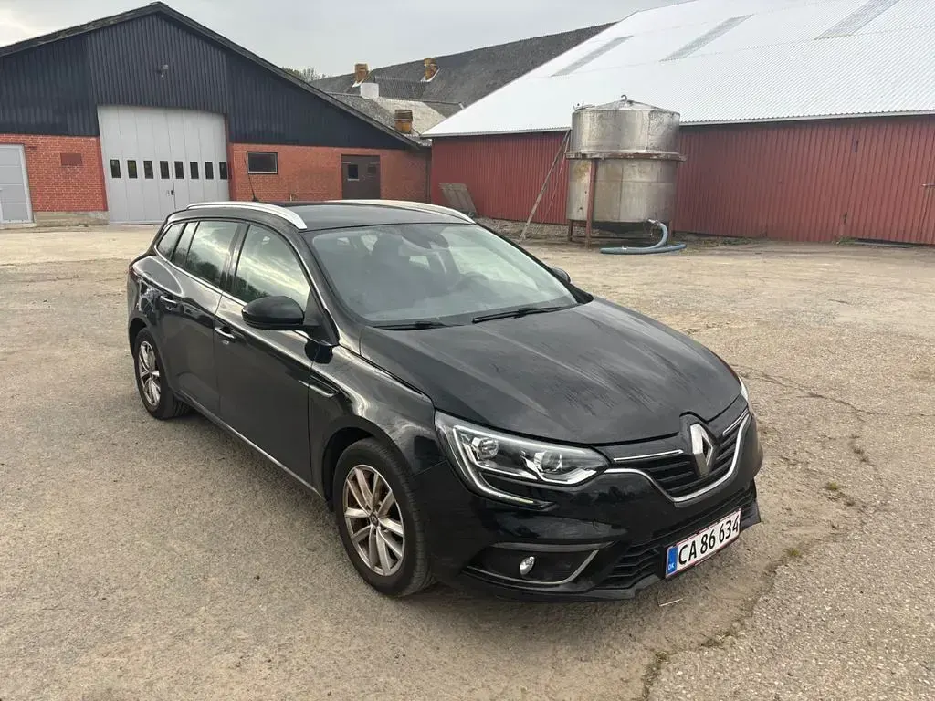 Usata Renault Mégane Experience 132 CV (97 kW) 2018 Nero Berlina