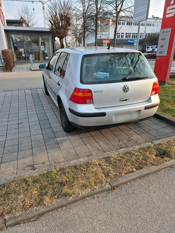 Gebraucht VW Golf IV 75 PS (55 kW) 2002 Silber Kleinwagen
