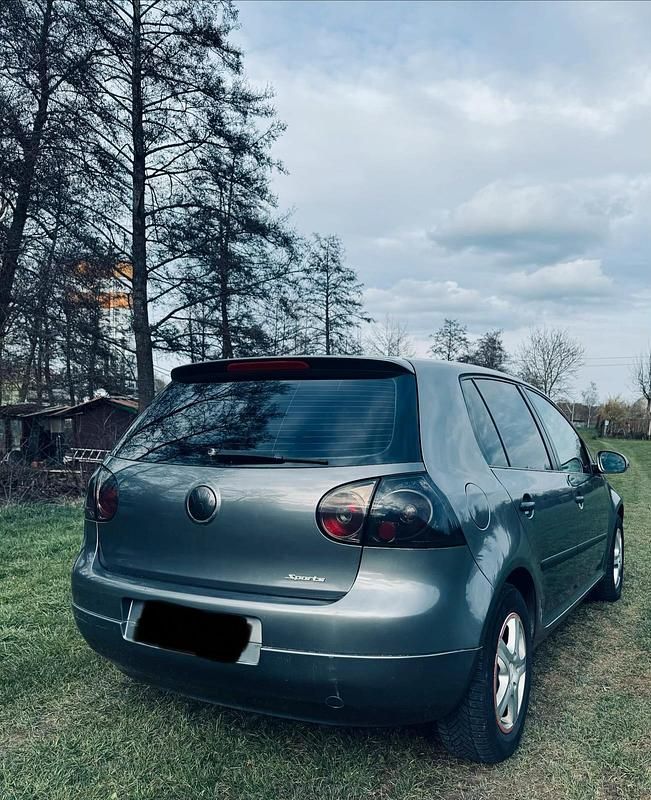 Usata VW Golf IV 75 CV (55 kW) 2004 Grigio Utilitaria