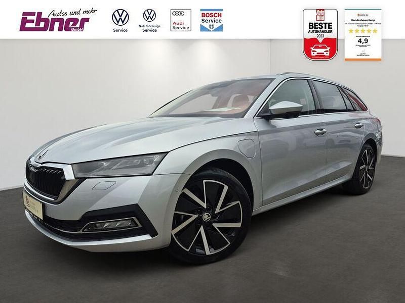 Brilliantsilber metallic Gebraucht 2021 Skoda Octavia Style Kombi | 26.880 € (Fairer Preis) - Bild 1/4