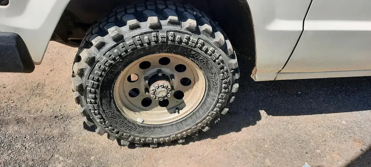 Gebraucht Isuzu Trooper 61 PS (44 kW) 1984 Weiß SUV