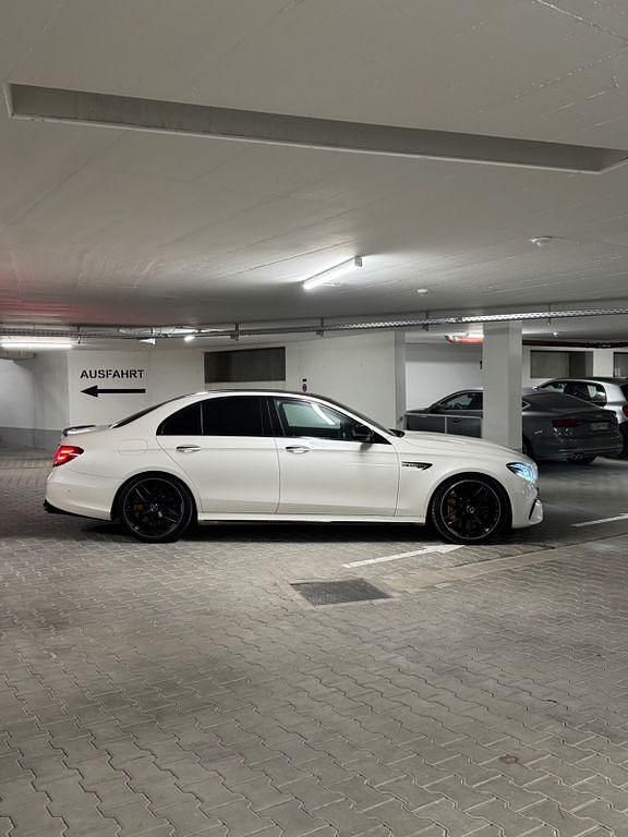 Gebraucht Mercedes E63 AMG AMG 612 PS (450 kW) 2019 Weiß Limousine